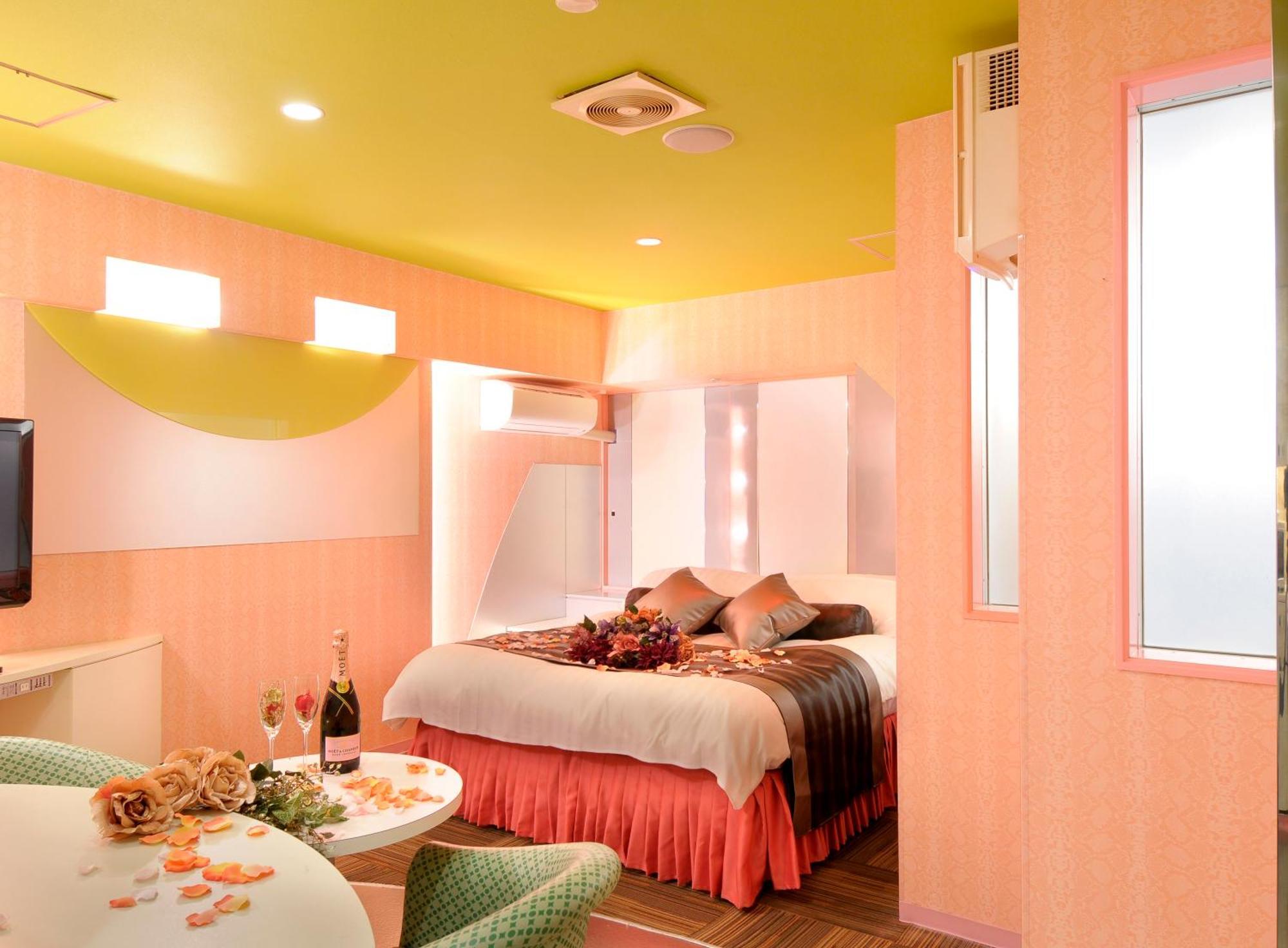 Hotel Love Ikutama -Adult Only Osaka Zewnętrze zdjęcie