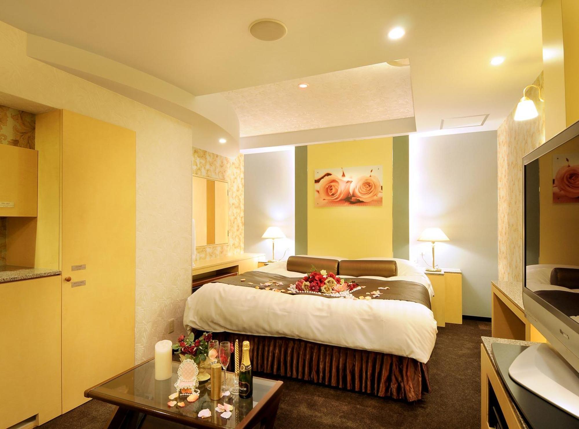 Hotel Love Ikutama -Adult Only Osaka Zewnętrze zdjęcie