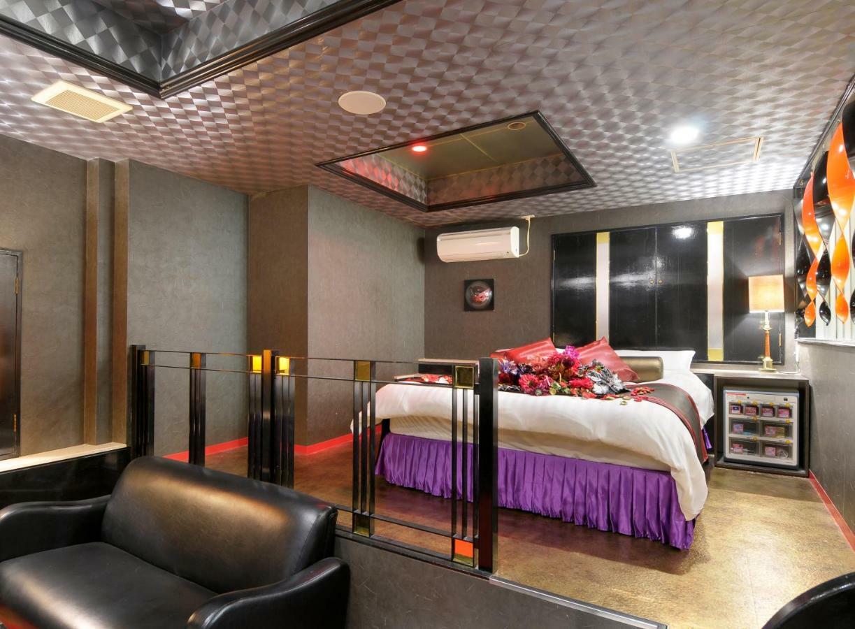 Hotel Love Ikutama -Adult Only Osaka Zewnętrze zdjęcie